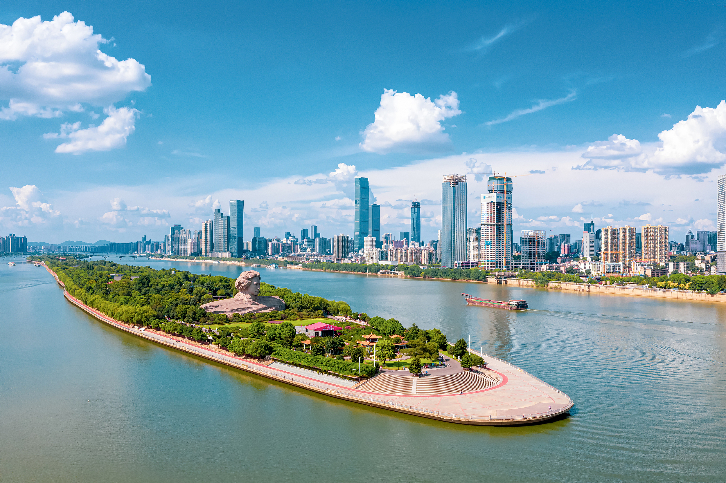 Youth statue of Mao Zedong on Orange Island in Changsha